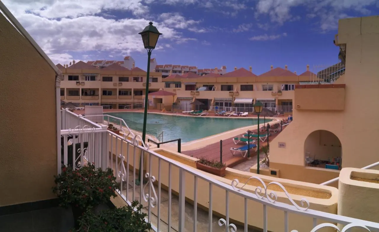 Daire Lovely Apartment, Great Location! Costa Adeje